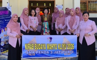 Memeriahkan Tradisi Lokal, SMK Penda 3 Jatipuro Karanganyar Ikut Serta dalam Kirab Budaya Wahyu Kliyu 2026